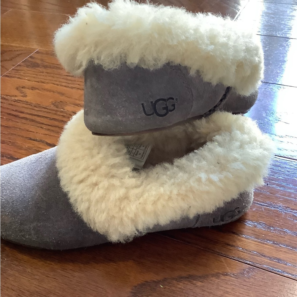 UGG Slippers Women 5
